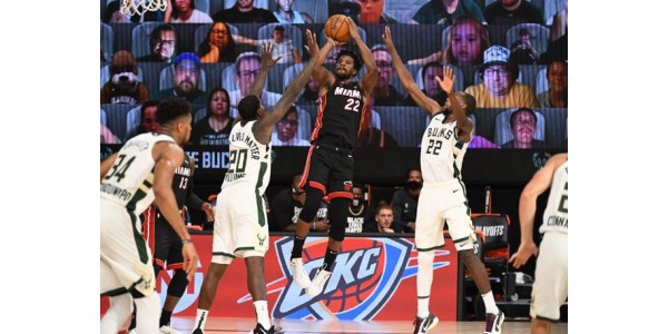 Los playoffs de la NBA Milwaukee Bucks vs. Miami Heat aún terminaron en fracaso